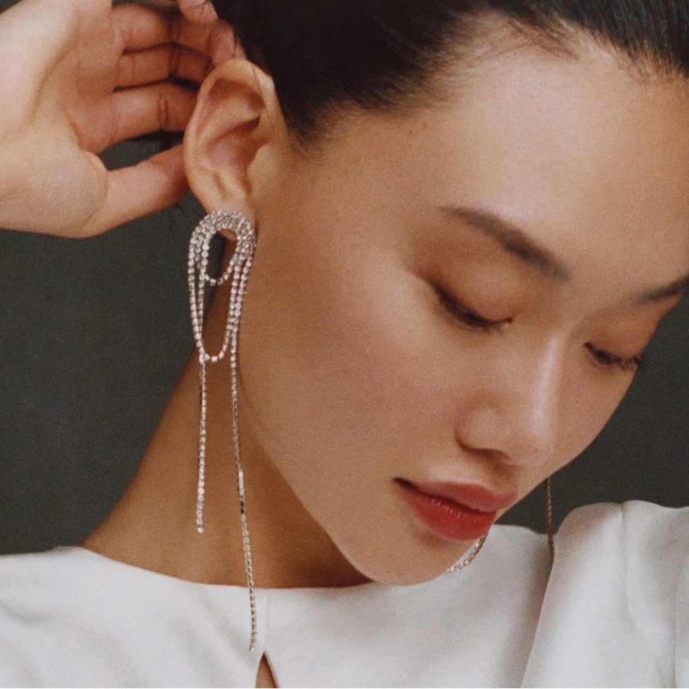 Shashi Vroom Chain Earrings